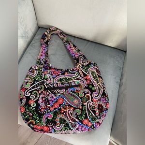 Like New EGFAS  floral paisley multi compartment medium tote, great storage